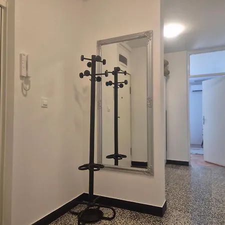 Apartment Tomaky
